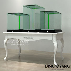 Matte White MDF Glass Toko Perhiasan Display Counters