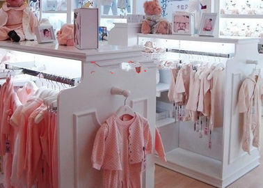 Toko Pakaian Bayi Cantik dan rapi Display Fittings Dengan Bahan Ramah Lingkungan